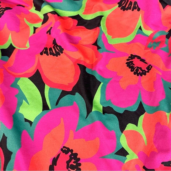 Sanctuary Printed Gardener One-Shoulder One-Piece Swimsuit - Picture 7 of 9